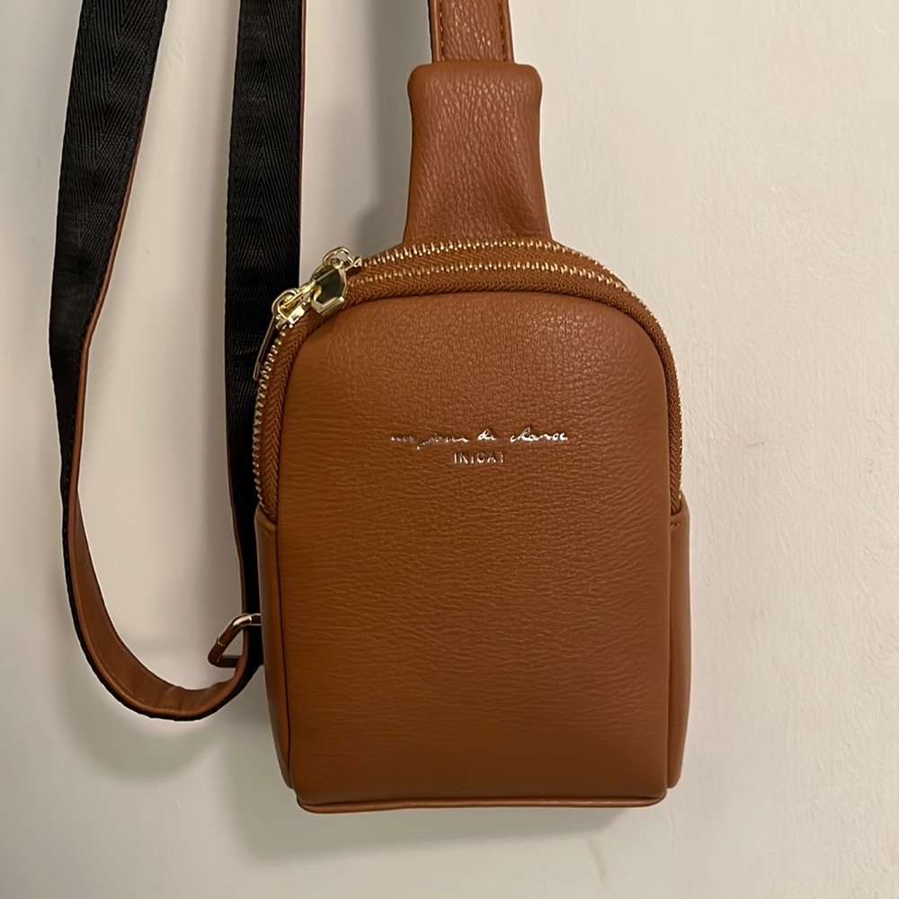 INICAT Crossbody Travel Bag